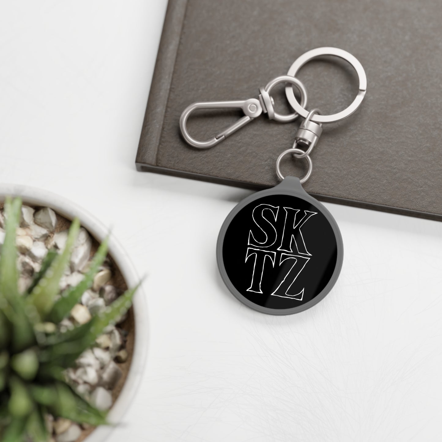 SKTZ Keyring - Black/Hollow
